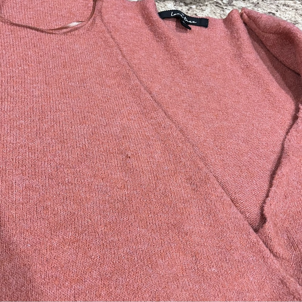 Love Tree V-Neck Wrap Sweater Top Size M - Picture 9 of 9